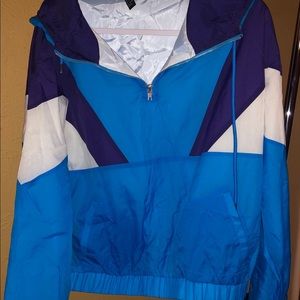 WindBreaker Style Jacket w/ hood